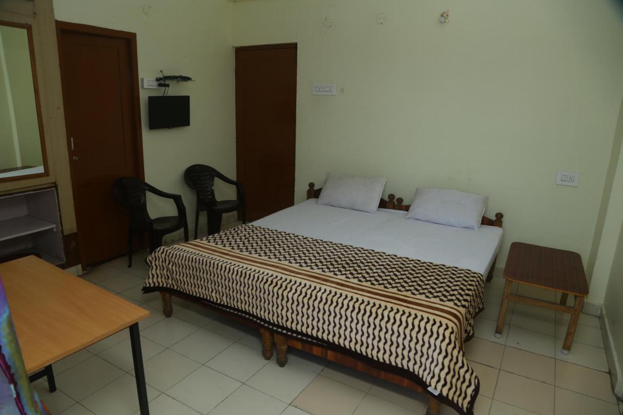 New Sonar Bangla Guest House Визакхапатнам Екстериор снимка
